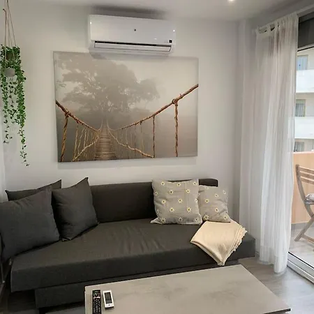 Con Encanto Y Piscina Apartament